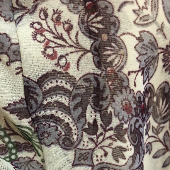 Delia’s floral purple sinched scoop neck top, long sleeve Size Small - Picture 5 of 6